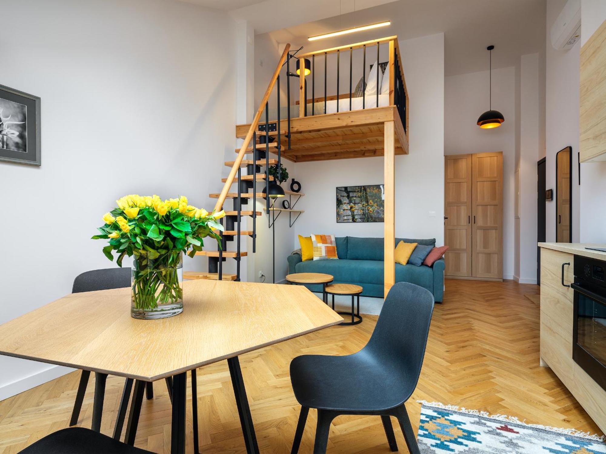 Apartment Tyzenhauz Siemiradzkiego Street Krakau