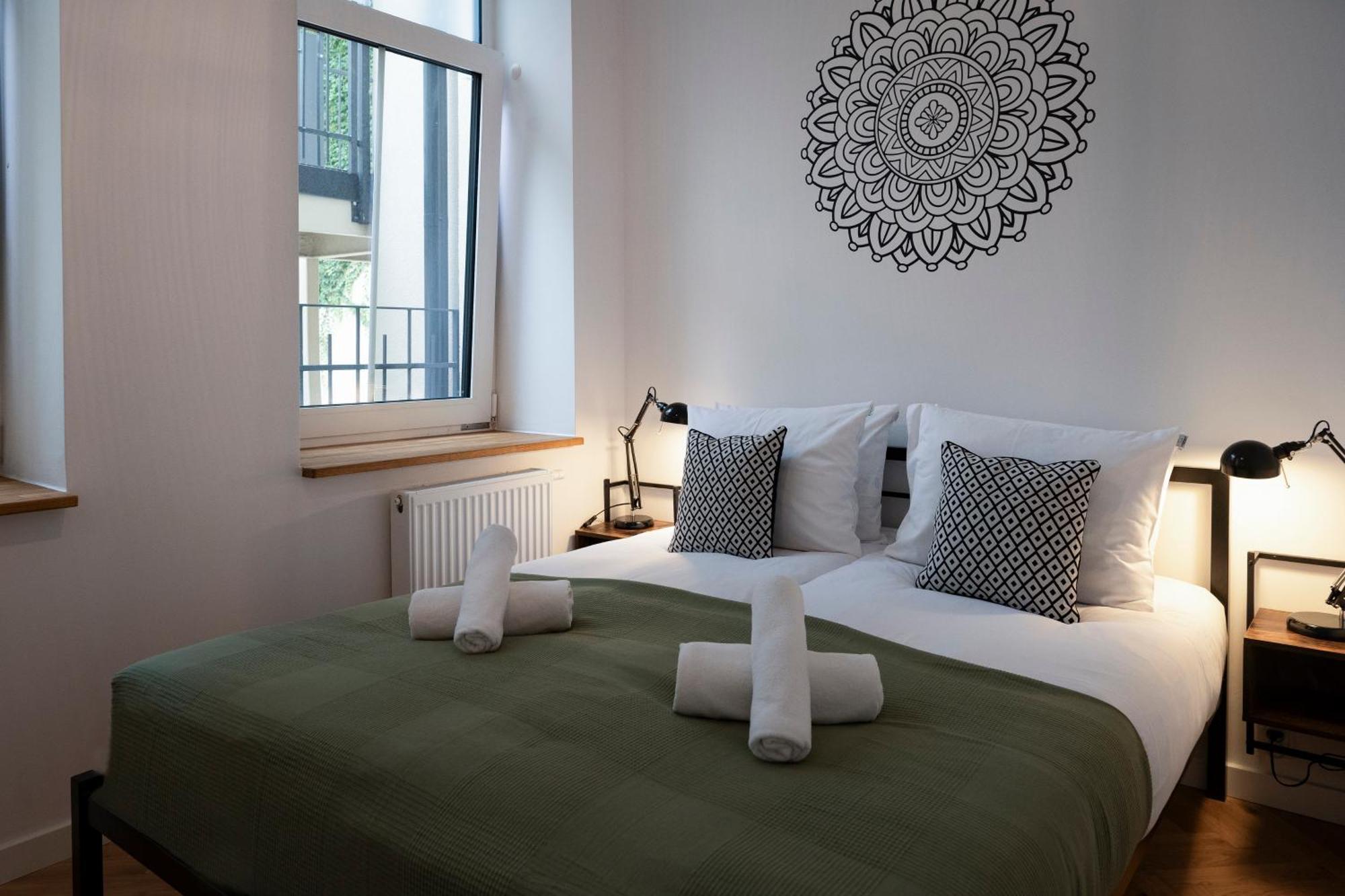 Apartment Tyzenhauz Siemiradzkiego Street Krakau