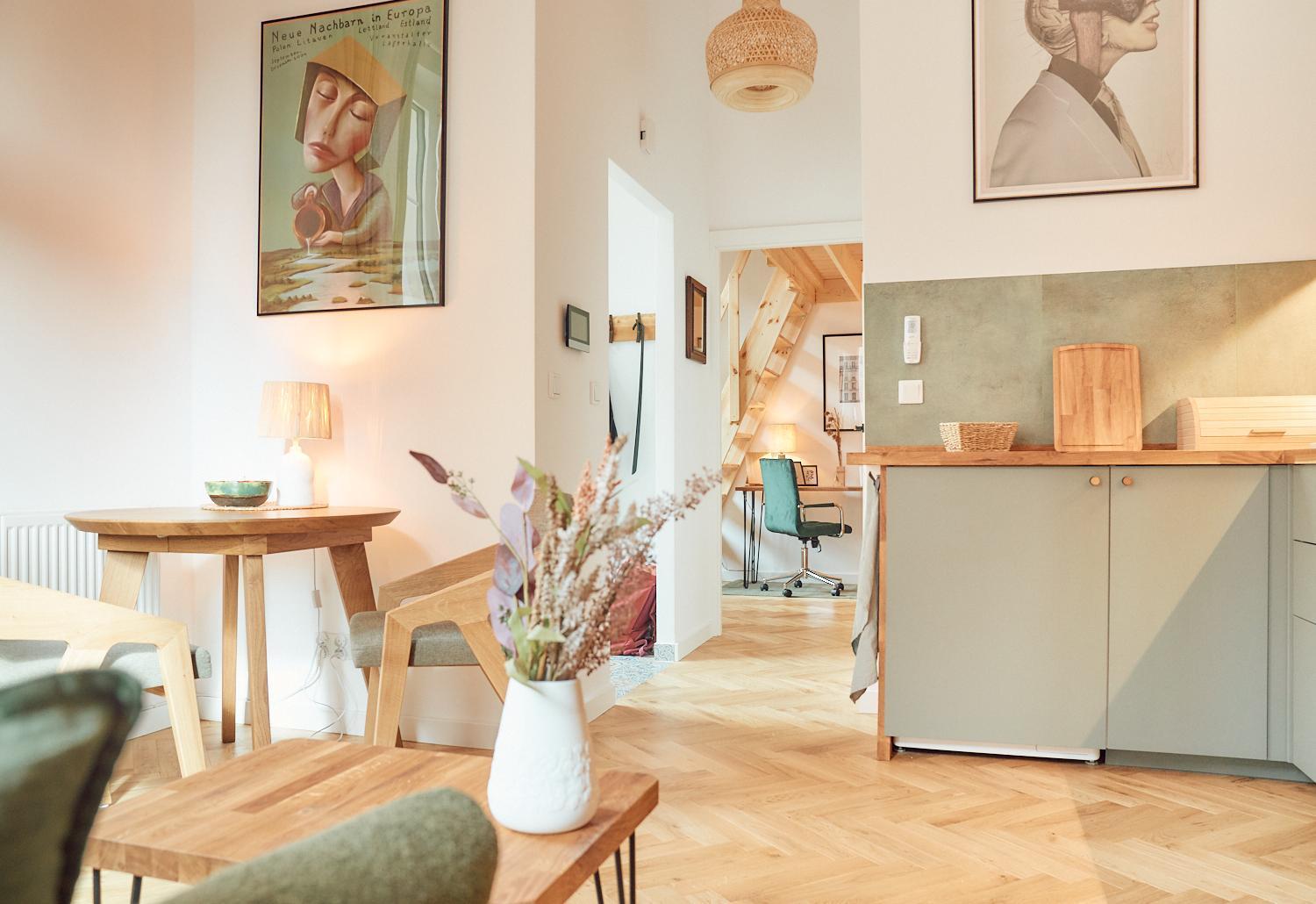 Tyzenhauz Siemiradzkiego Street Apartment